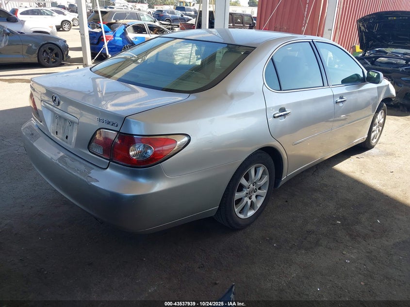 JTHBF30G030129817 2003 LEXUS ES photo no. 4