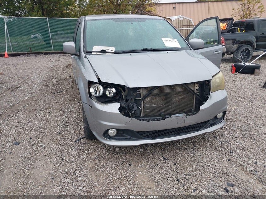 2014 Dodge Grand Caravan R/T VIN: 2C4RDGEG2ER337339 Lot: 43537972