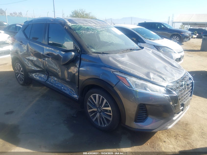 NISSAN KICKS SV XTRONIC CVT