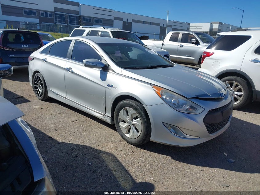 HYUNDAI SONATA HYBRID