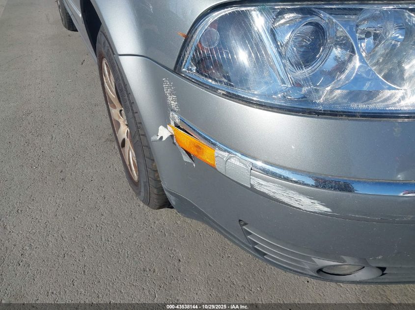 2003 Volkswagen Passat Gls VIN: WVWVD63B23E213775 Lot: 43538144