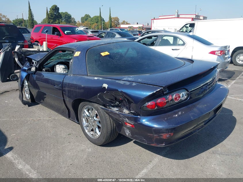 2002 CHEVROLET CAMARO auction photo 3