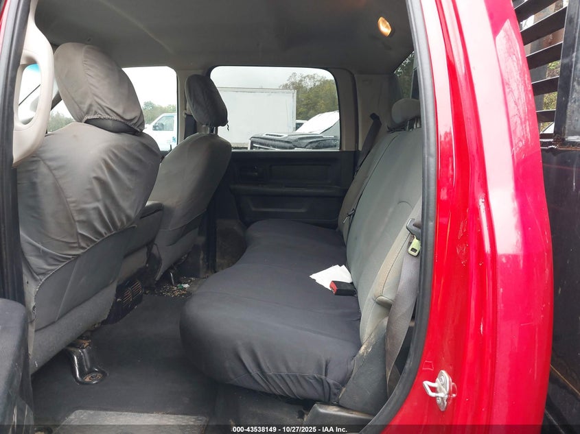 2017 Ram 3500 Tradesman 4X4 8' Box VIN: 3C63RRGL5HG682864 Lot: 43538149