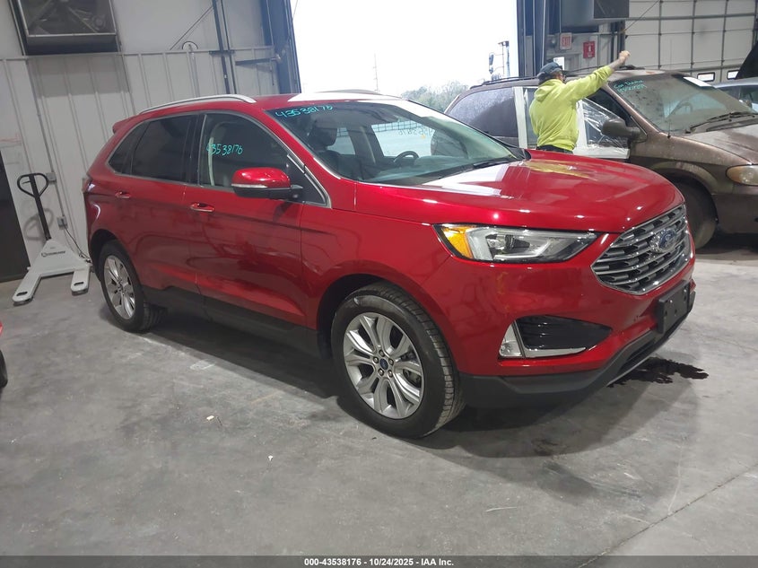 FORD EDGE TITANIUM