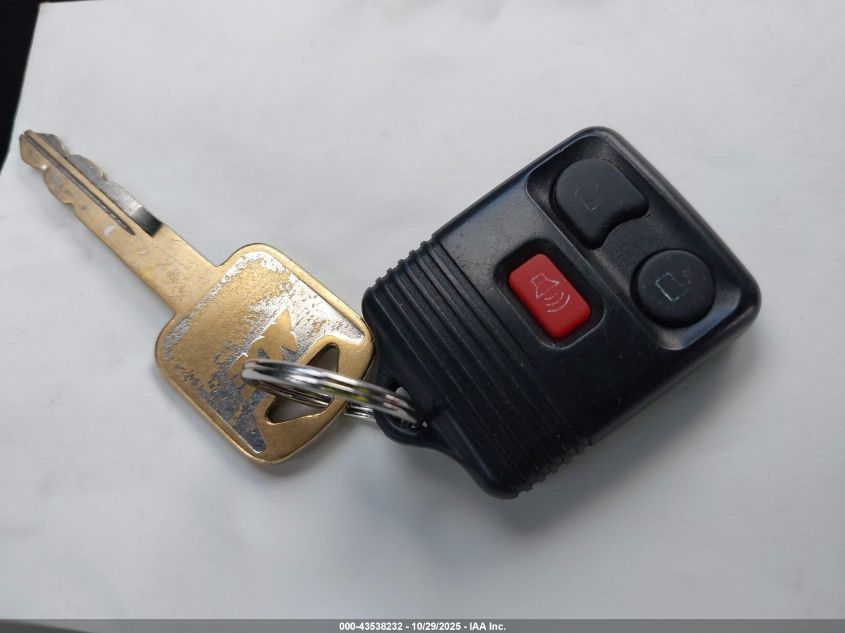 2001 Ford E-250 Commercial/Recreational VIN: 1FTNS24201HB65203 Lot: 43538232