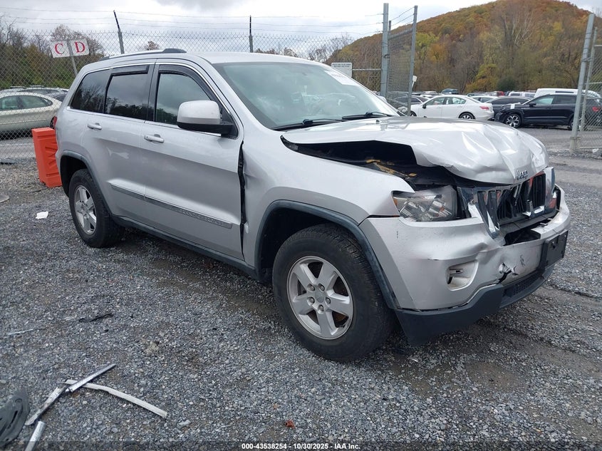 JEEP GRAND CHEROKEE LAREDO