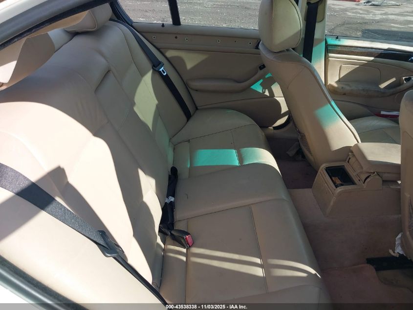 2001 BMW 325I VIN: WBAAV33471FU93158 Lot: 43538338