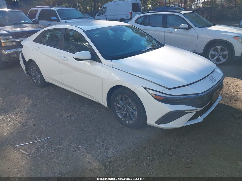 2024 HYUNDAI ELANTRA SEL - KMHLM4DG1RU655091