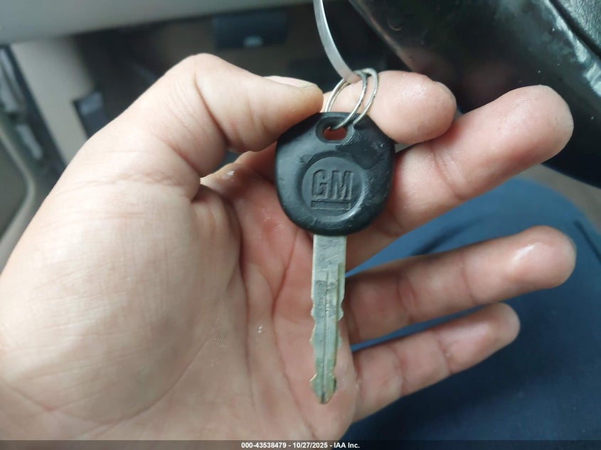 2004 Chevrolet Tahoe Ls VIN: 1GNEC13Z94R147844 Lot: 43538479