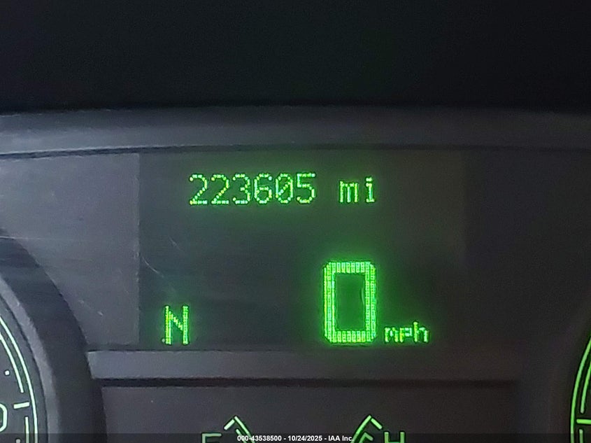 2006 Lincoln Town Car Signature VIN: 1LNHM81W86Y612350 Lot: 43538500