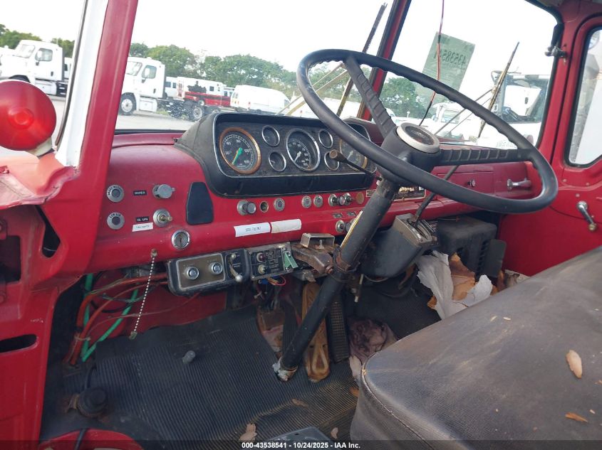 D80DVBF0922 1978 FORD  photo no. 6