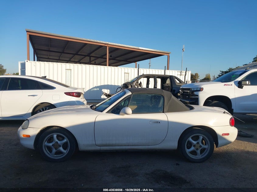 1999 Mazda Mx-5 Miata Leather Pkg/Popular Equipment Pkg/Sports Pkg/Touring Pkg VIN: JM1NB3535X0103235 Lot: 43538556