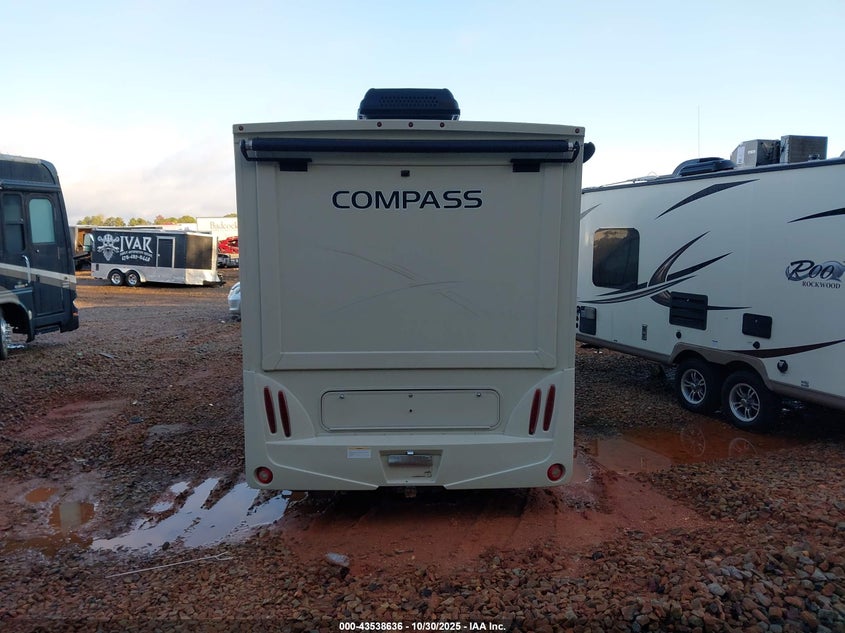 2016 Ford Transit-350 Cutaway VIN: 1FDWS8PV5GKA54666 Lot: 43538636