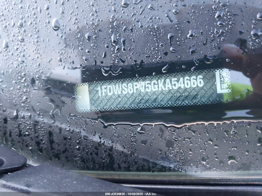 2016 Ford Transit-350 Cutaway VIN: 1FDWS8PV5GKA54666 Lot: 43538636