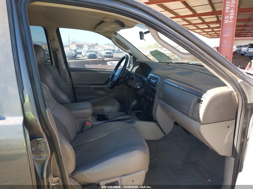 1J8GW48NX4C247270 2004 JEEP GRAND CHEROKEE photo no. 5