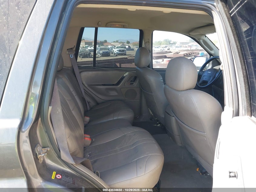 1J8GW48NX4C247270 2004 JEEP GRAND CHEROKEE photo no. 8