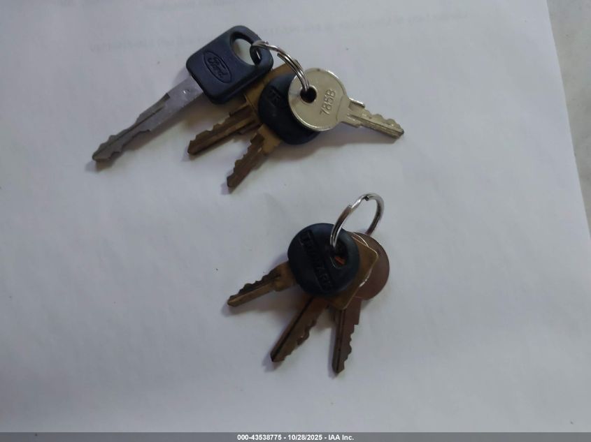 2000 Ford F550 Super Duty Stripped Chass VIN: 1FCNF53S9Y0A02145 Lot: 43951438