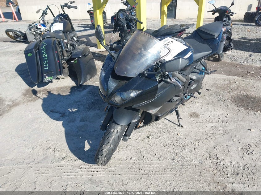 2011 KAWASAKI ZX600 R - JKAZX4R13BA027707