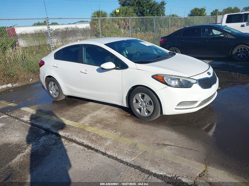 2016 KIA FORTE LX - KNAFK4A65G5438845