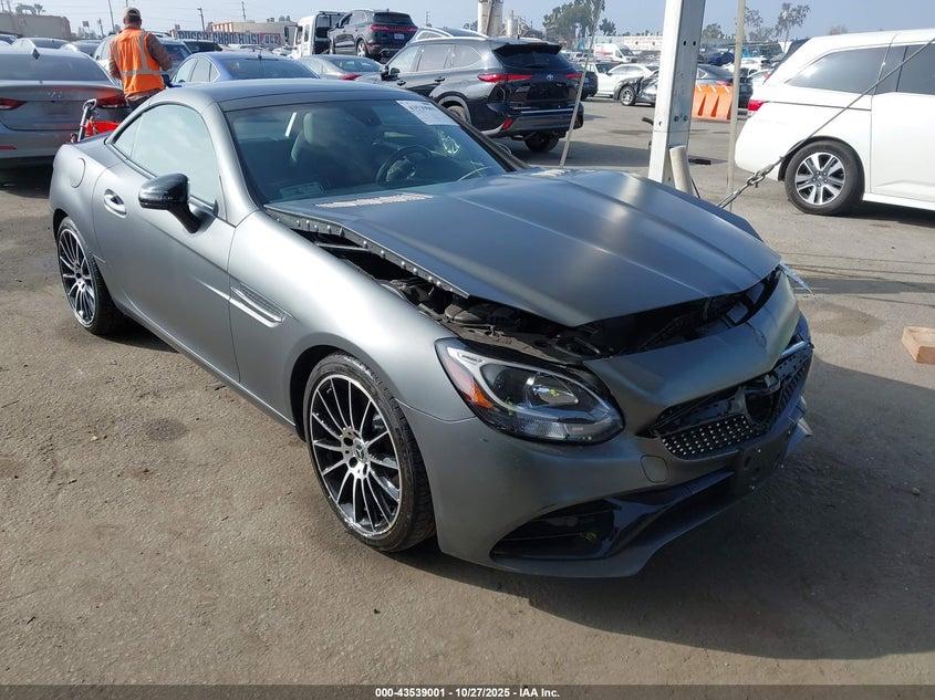 2020 MERCEDES-BENZ SLC 300 - WDDPK3JA3LF167638