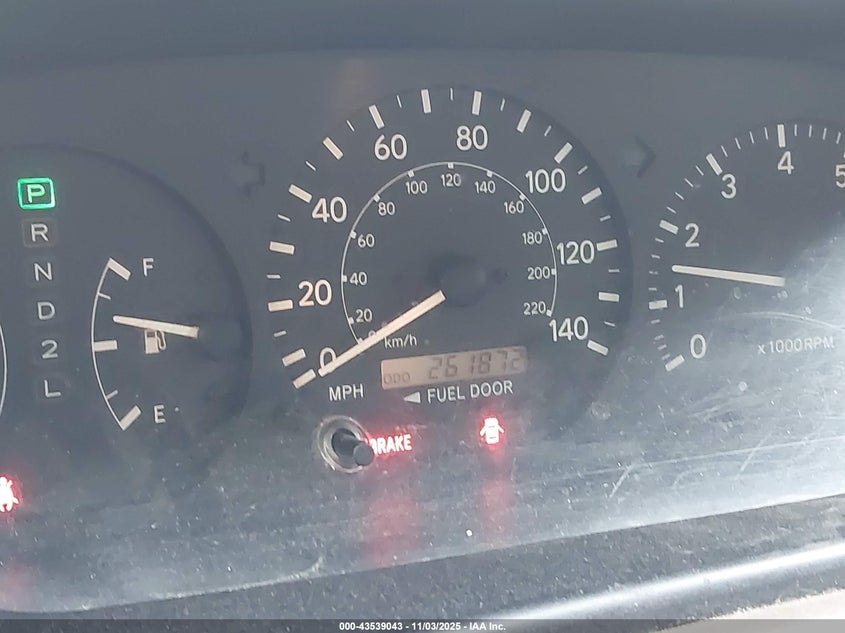 2000 Toyota Camry Le VIN: 4T1BG22K4YU650139 Lot: 43539043