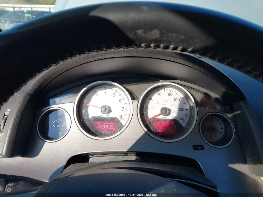 2011 Volkswagen Routan Se VIN: 2V4RW3DG4BR694950 Lot: 43539096