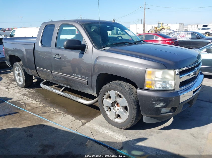 CHEVROLET SILVERADO 1500 LT