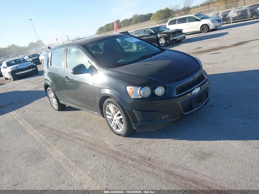 CHEVROLET SONIC LT AUTO