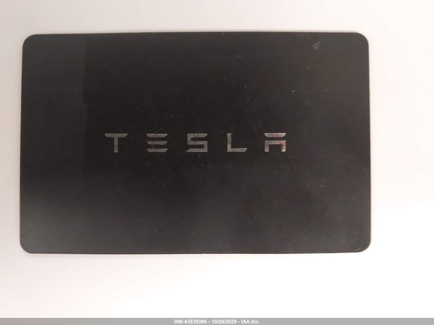 2025 Tesla Model Y Long Range Dual Motor All-Wheel Drive VIN: 7SAYGDEE0SF287051 Lot: 43539366