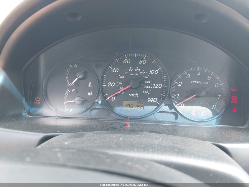 2002 Mazda Protege Dx/Es/Lx VIN: JM1BJ225421589304 Lot: 43539423