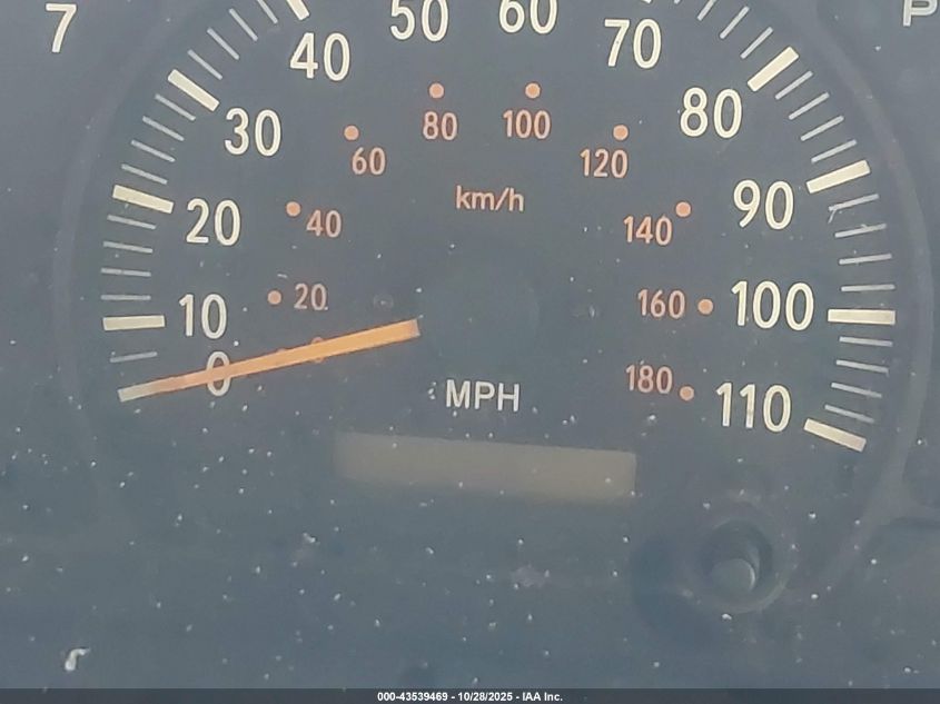 2002 Toyota Tundra Ltd V8 VIN: 5TBBT48172S254592 Lot: 43539469