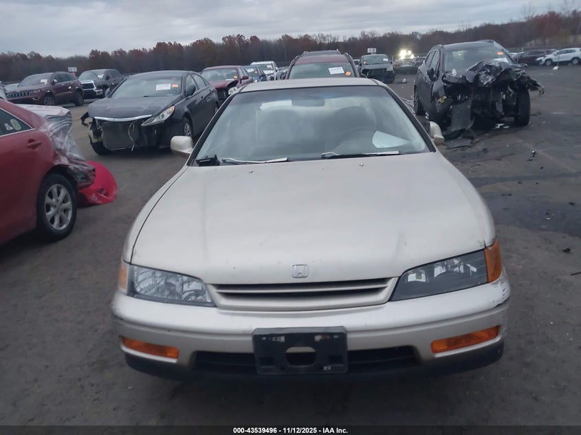 1995 Honda Accord Lx VIN: 1HGCD723XSA038528 Lot: 43539496