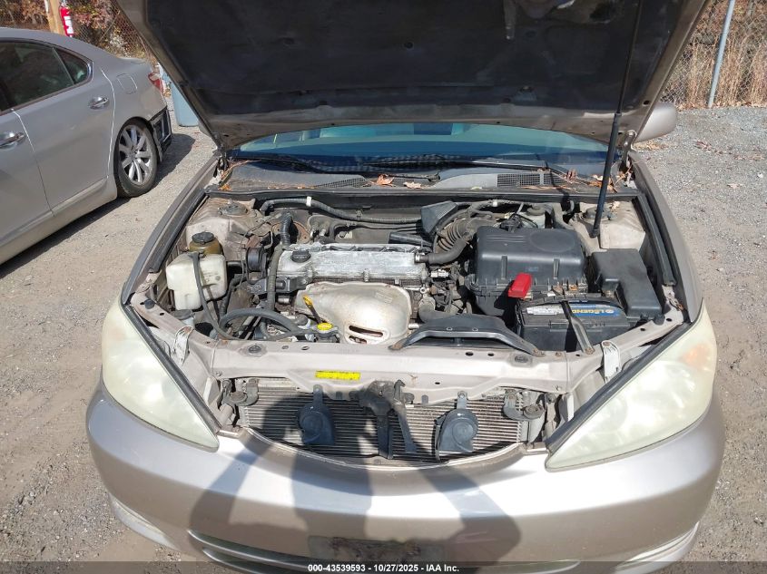 2002 Toyota Camry Le VIN: 4T1BE32K72U567923 Lot: 43539593