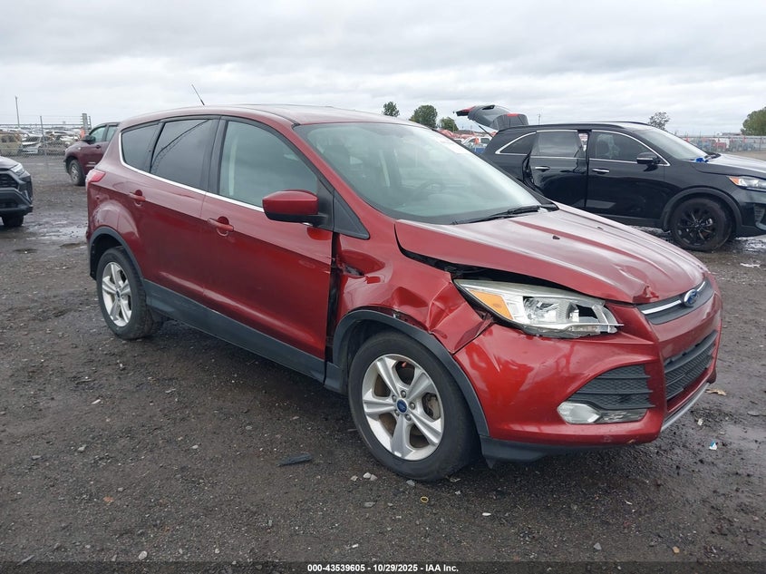 FORD ESCAPE SE