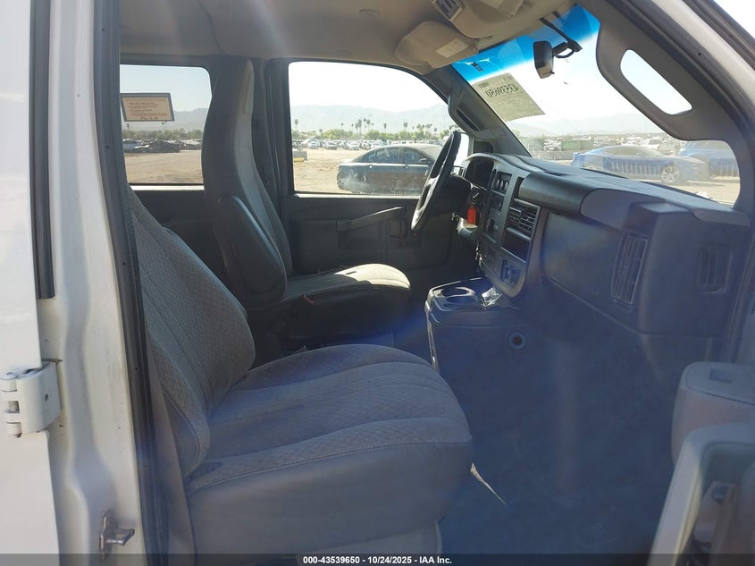 2017 CHEVROLET EXPRESS 3500 LT 1GAZGPFGXH1138112