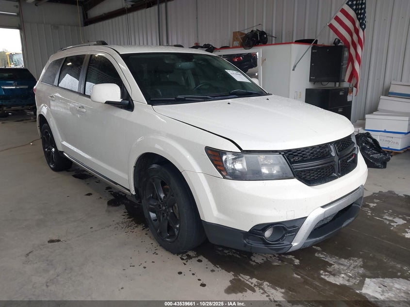 DODGE JOURNEY CROSSROAD