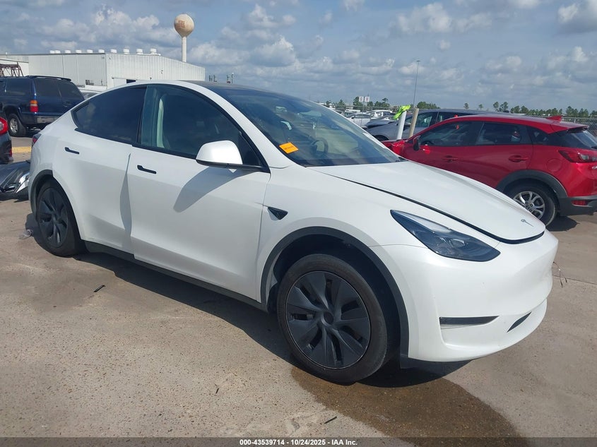 2024 TESLA MODEL Y LONG RANGE DUAL MOTOR ALL-WHEEL DRIVE/RWD - 7SAYGDED2RF170346