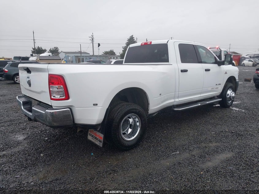 3C63RRHL8RG280420 2024 RAM 3500 photo no. 4