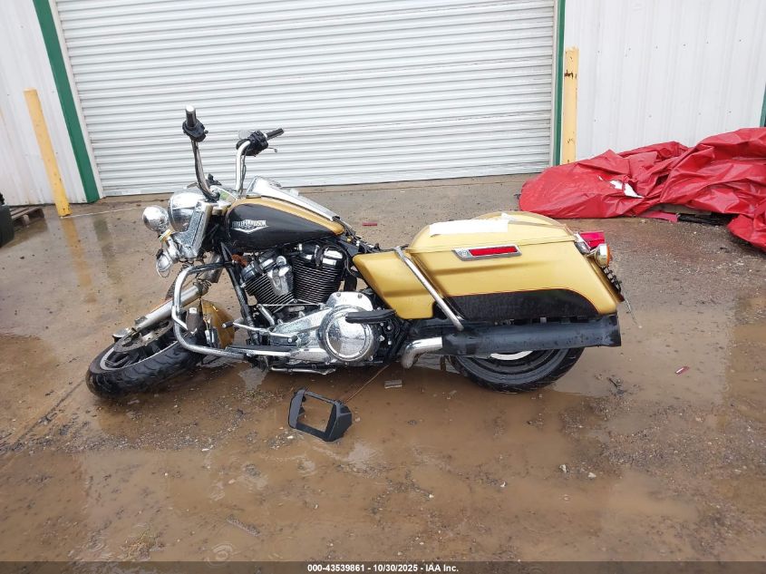 2017 Harley-Davidson Flhr Road King VIN: 1HD1FBC1XHB685013 Lot: 43539861