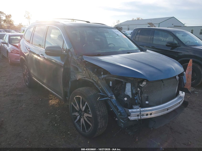 HONDA PILOT AWD TOURING 7 PASSENGER