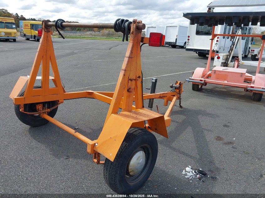 1L9550912VP042046 1997   photo no. 4