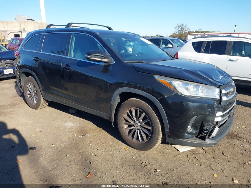 TOYOTA HIGHLANDER XLE