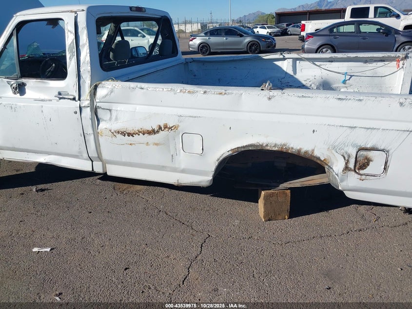 1997 Ford F-250 Xl VIN: 3FTHF25H8VMA56753 Lot: 43539975