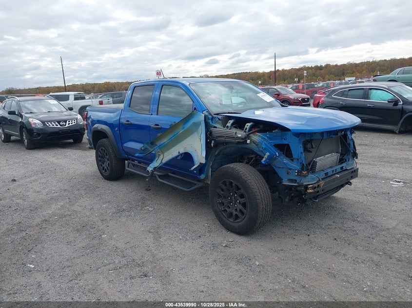 CHEVROLET COLORADO 4WD SHORT BOX TRAIL BOSS