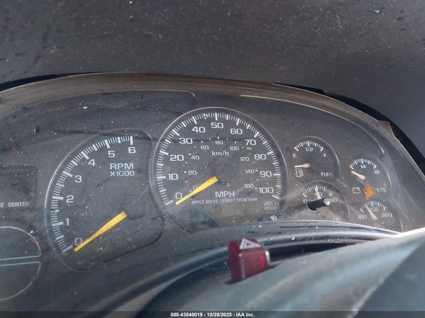 2001 Chevrolet Suburban 1500 Lt VIN: 3GNFK16T81G108155 Lot: 43540019