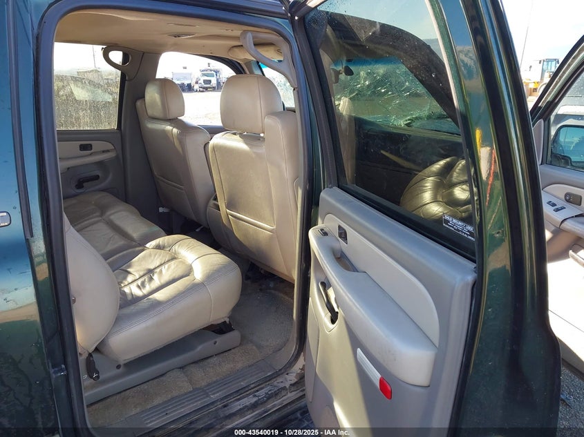 2001 Chevrolet Suburban 1500 Lt VIN: 3GNFK16T81G108155 Lot: 43540019