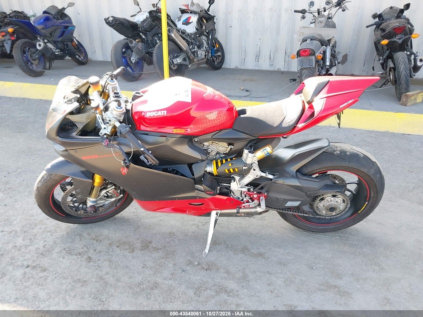 2012 Ducati Superbike 1199 Panigale/S VIN: ZDM14BPW1CB001783 Lot: 43540061
