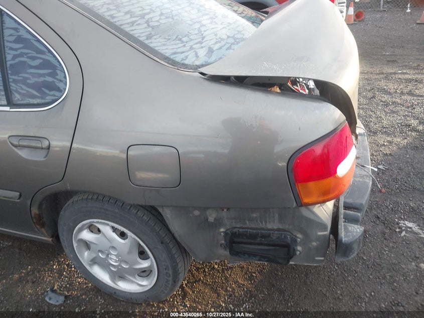 1999 Nissan Altima Gle/Gxe/Se/Se-L/Xe VIN: 1N4DL01D4XC201862 Lot: 43540065