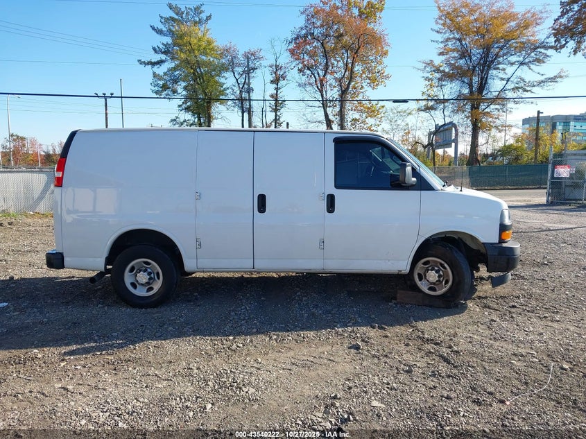 2018 Chevrolet Express 2500 Work Van VIN: 1GCWGAFP3J1272053 Lot: 43540222