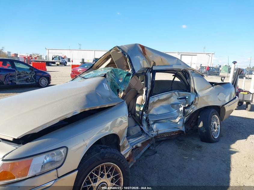 2000 Mercury Grand Marquis Gs VIN: 2MEFM74W5YX657264 Lot: 43540231